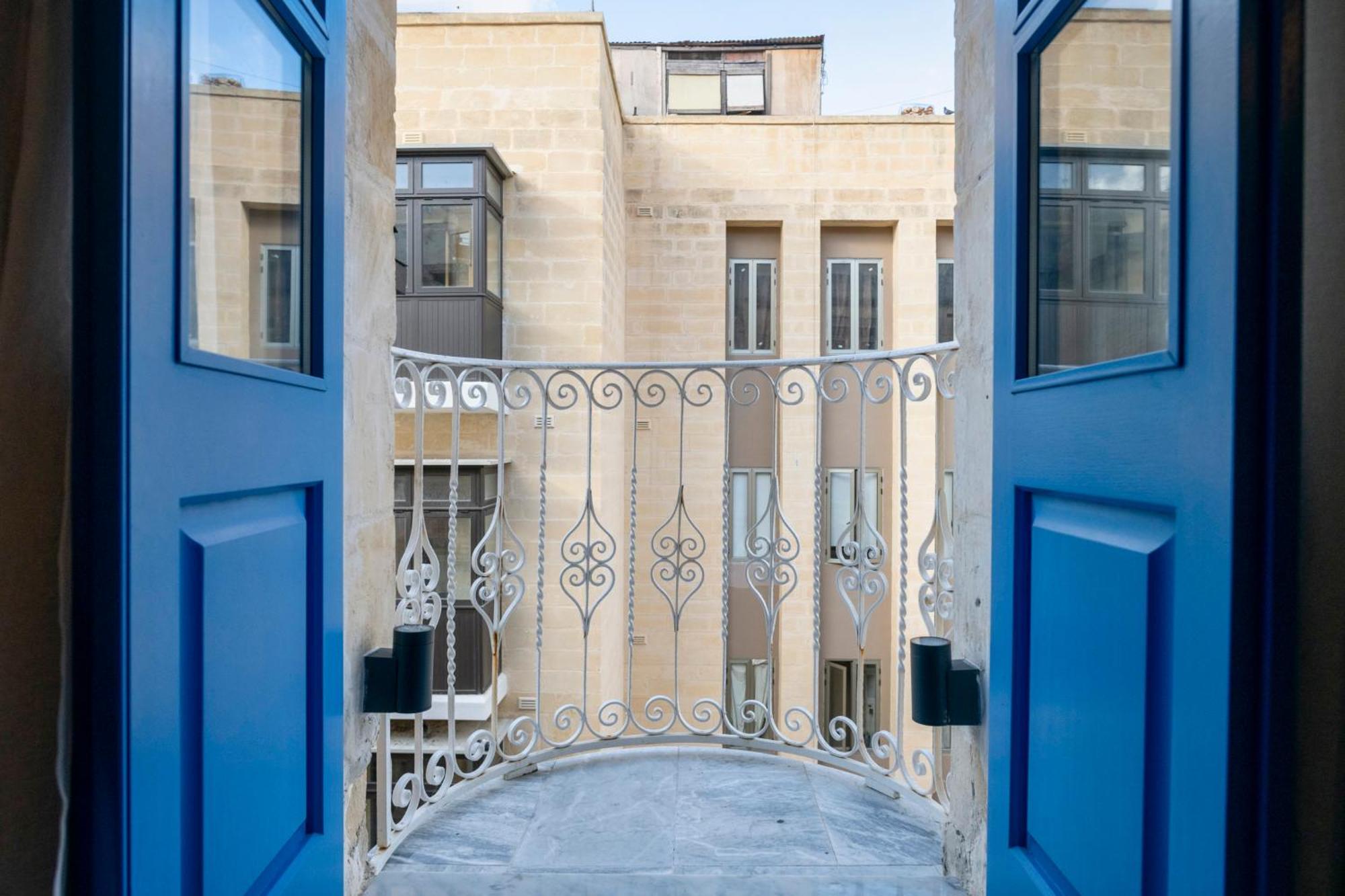 Mandera'S Boutique Suites & Dorms La La Valletta Esterno foto
