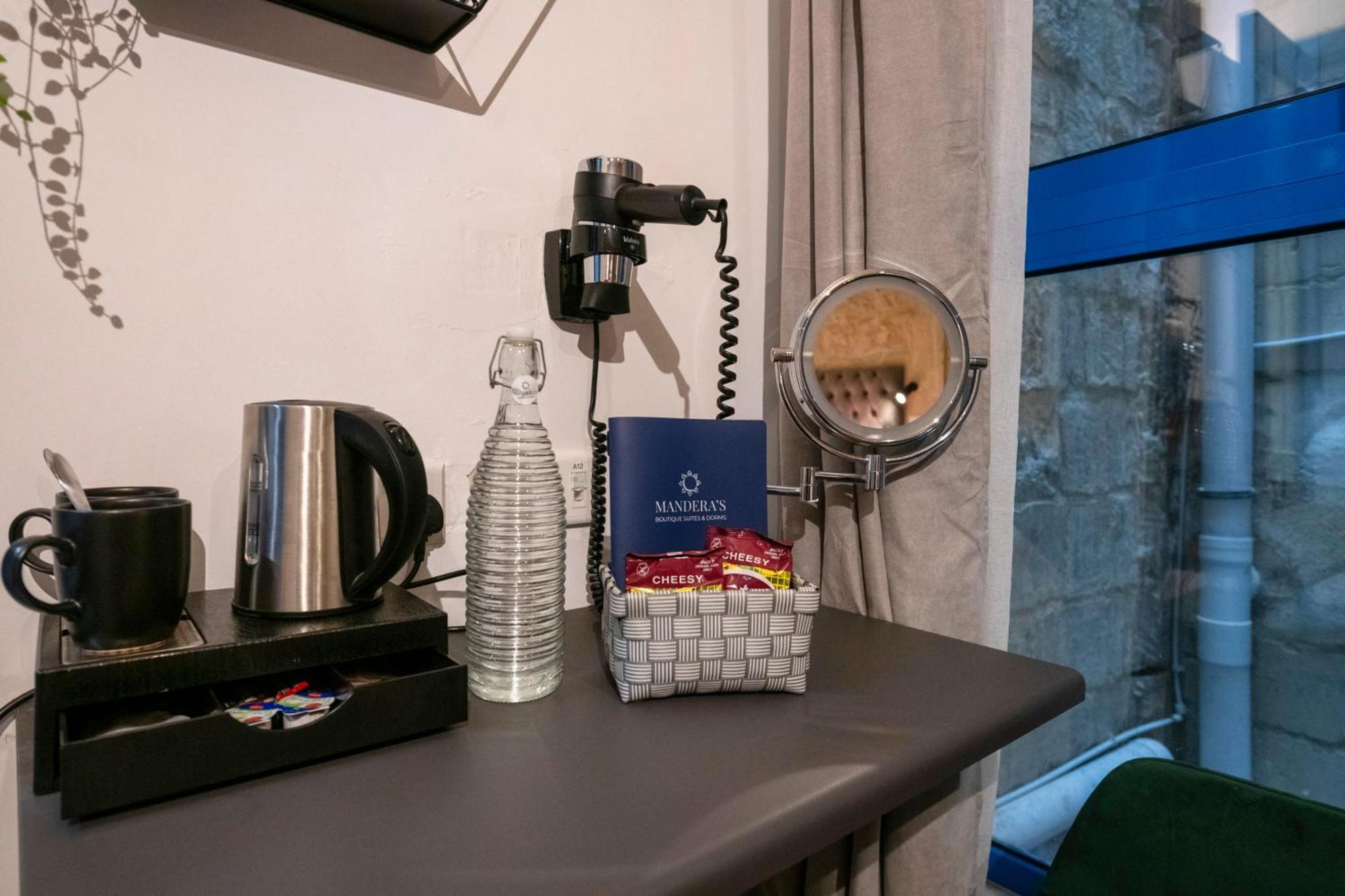 Mandera'S Boutique Suites & Dorms La La Valletta Esterno foto